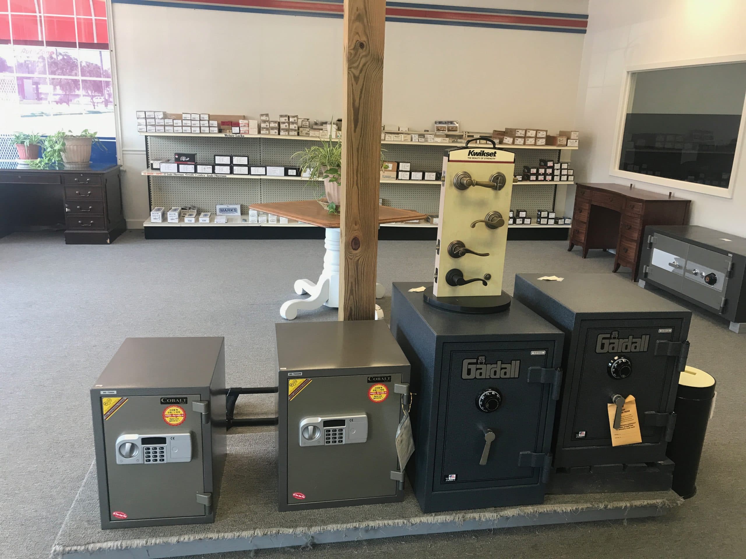 safe locksmith services